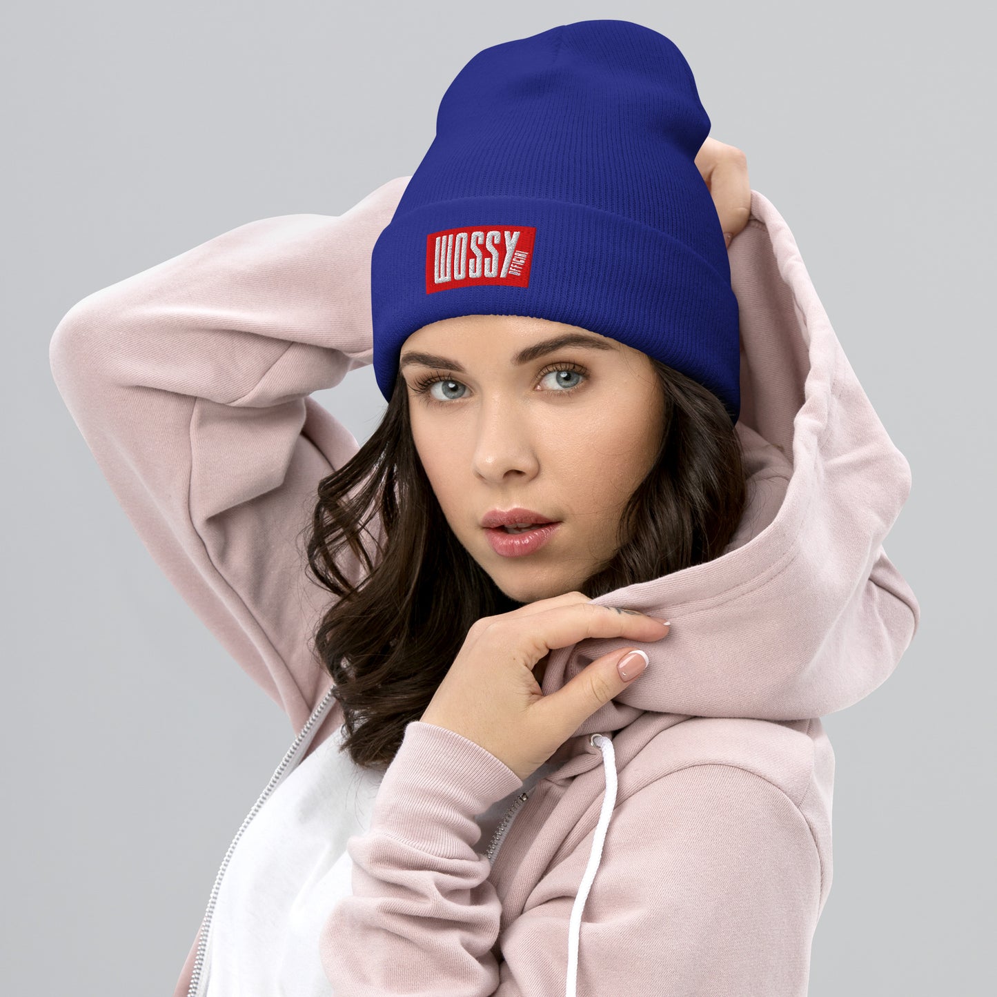 Accessoire mode hiver – bonnet doux pour look engagé